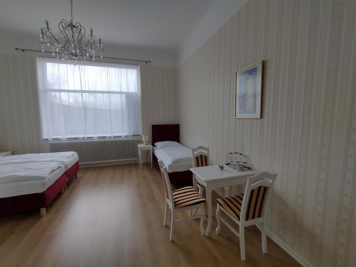 Hotel Liahof à Ullared Extérieur photo