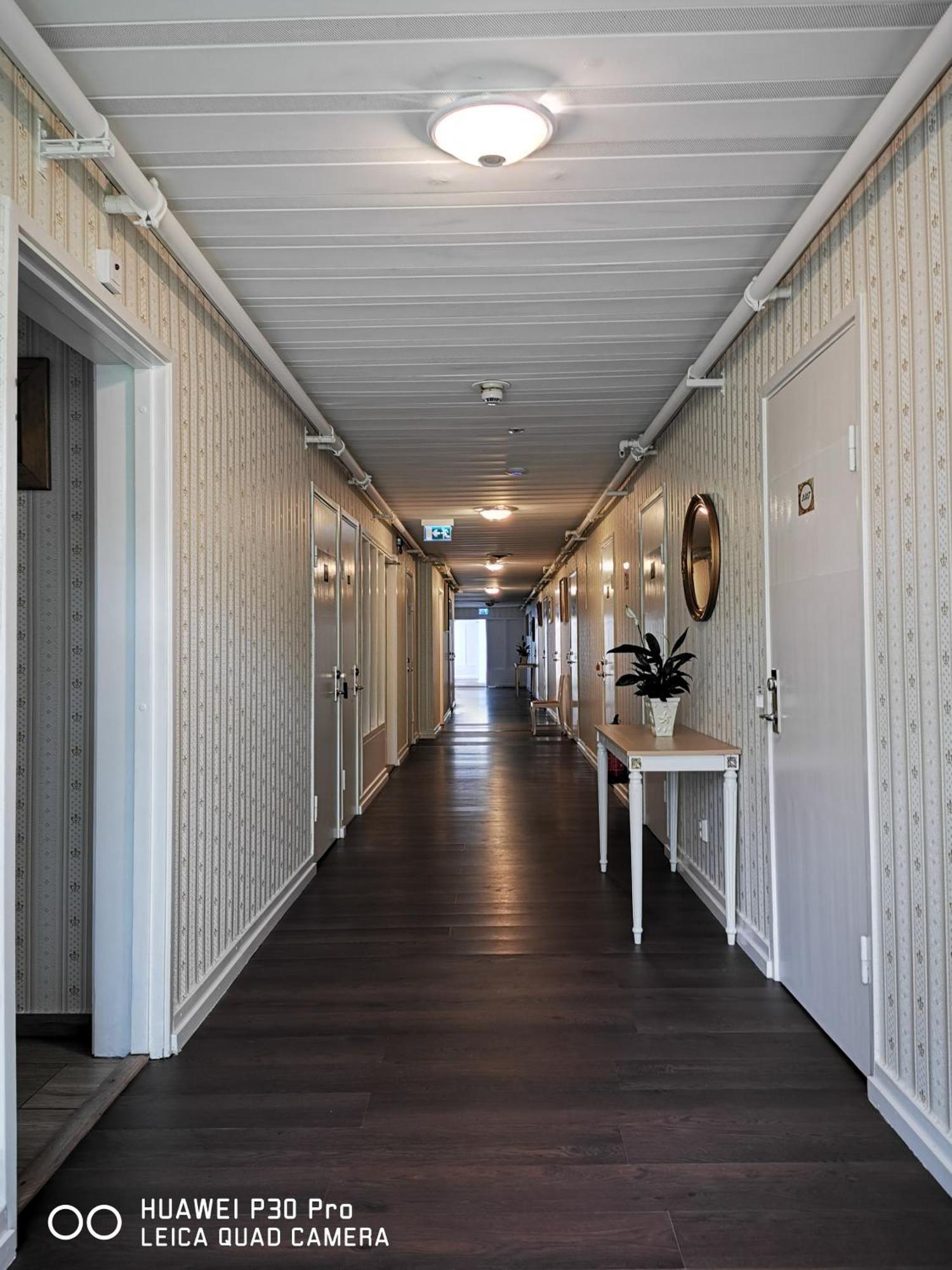 Hotel Liahof à Ullared Extérieur photo