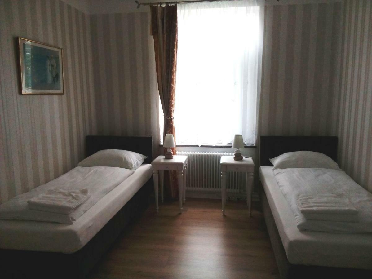Hotel Liahof à Ullared Extérieur photo