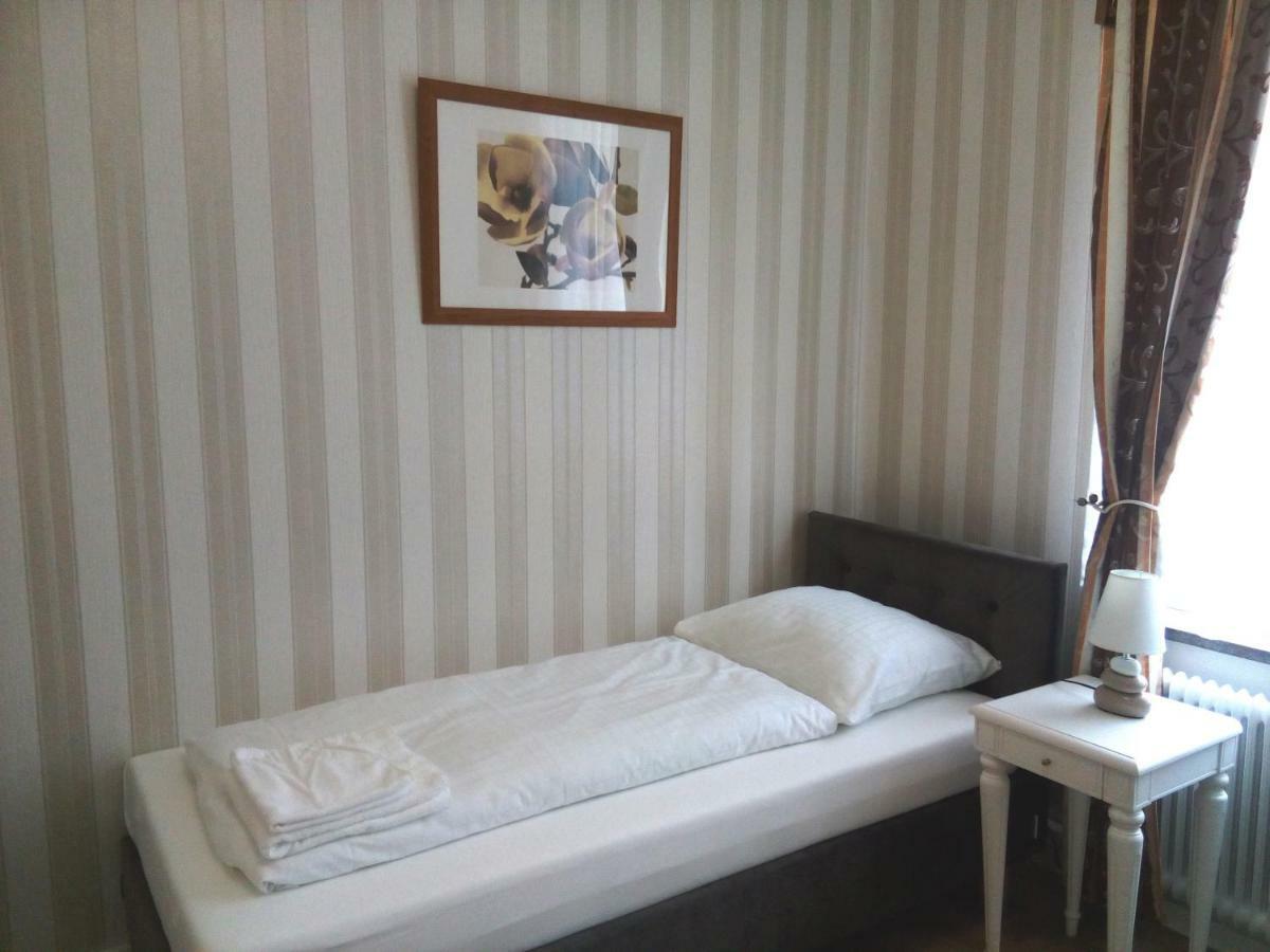 Hotel Liahof à Ullared Extérieur photo