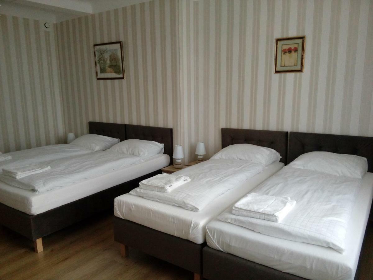 Hotel Liahof à Ullared Extérieur photo